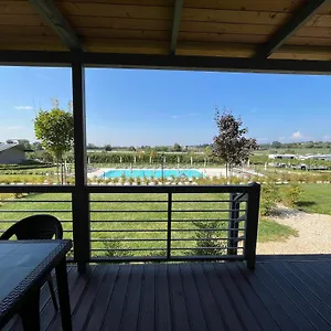  Alloggio per agriturismo Agricamping Al Grappolo Divino Italia